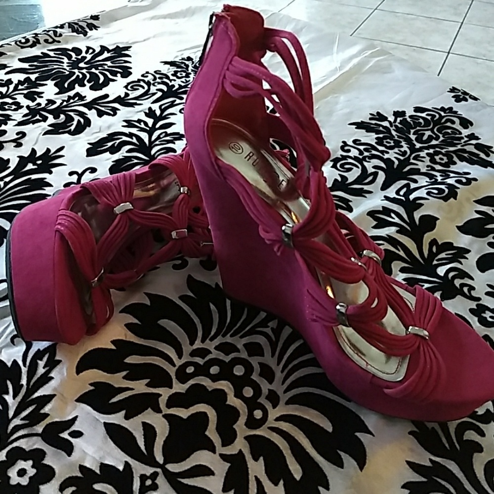 Pink shoes